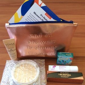 Ipsy Beauty Bag with Make Up